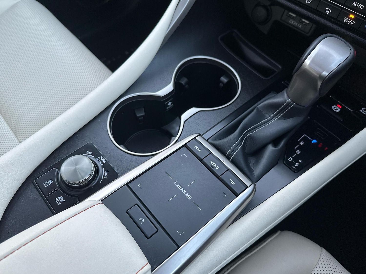 Used Lexus RX 2022 for sale - 76434236: Photo 17