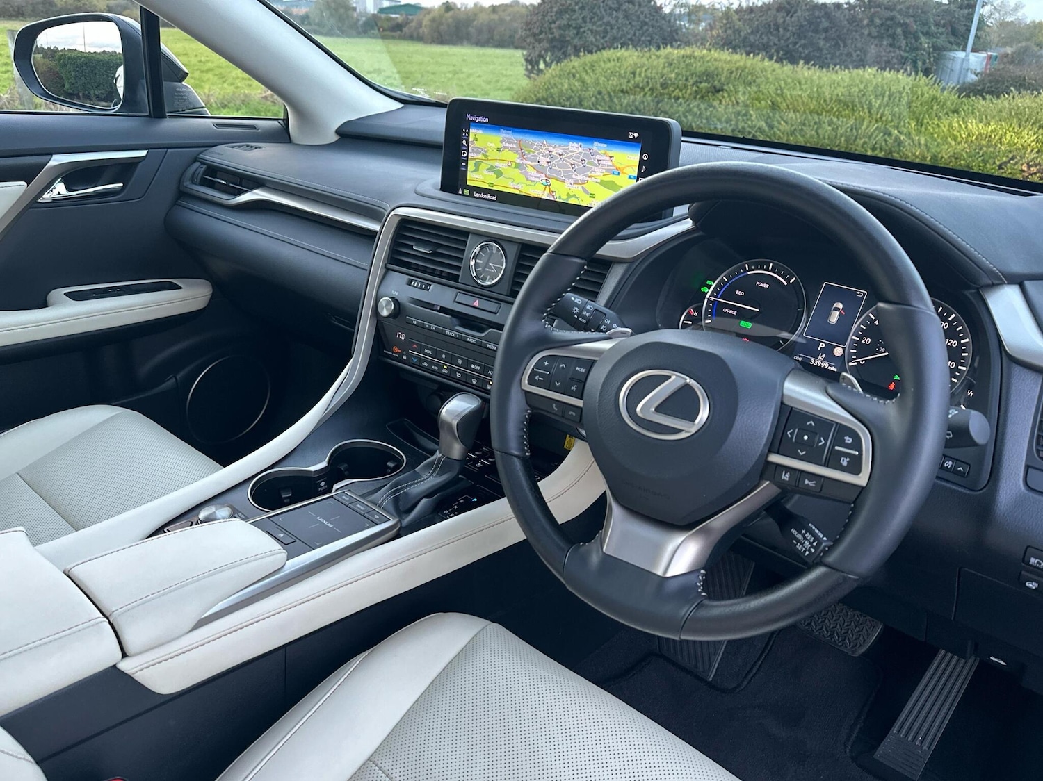 Used Lexus RX 2022 for sale - 76434236: Photo 6