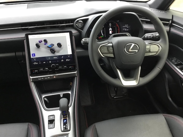 Used Lexus LBX 2024 for sale - 76271561: Photo 12