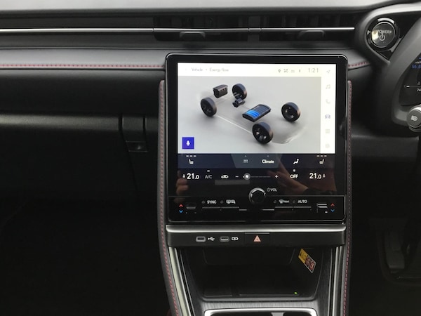 Used Lexus LBX 2024 for sale - 76271561: Photo 8