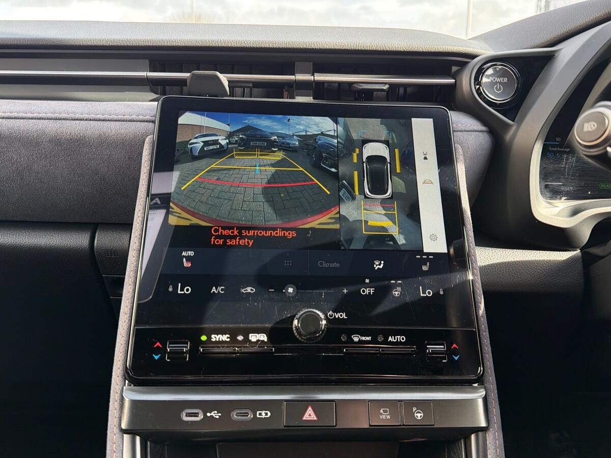 Used Lexus LBX 2025 for sale - 77724970: Photo 17