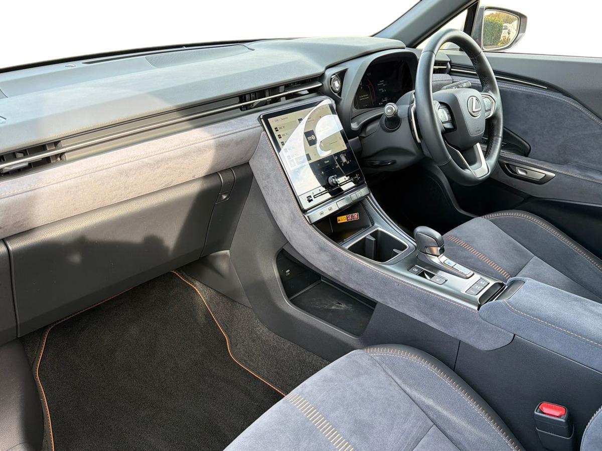 Used Lexus LBX 2025 for sale - 77724970: Photo 7