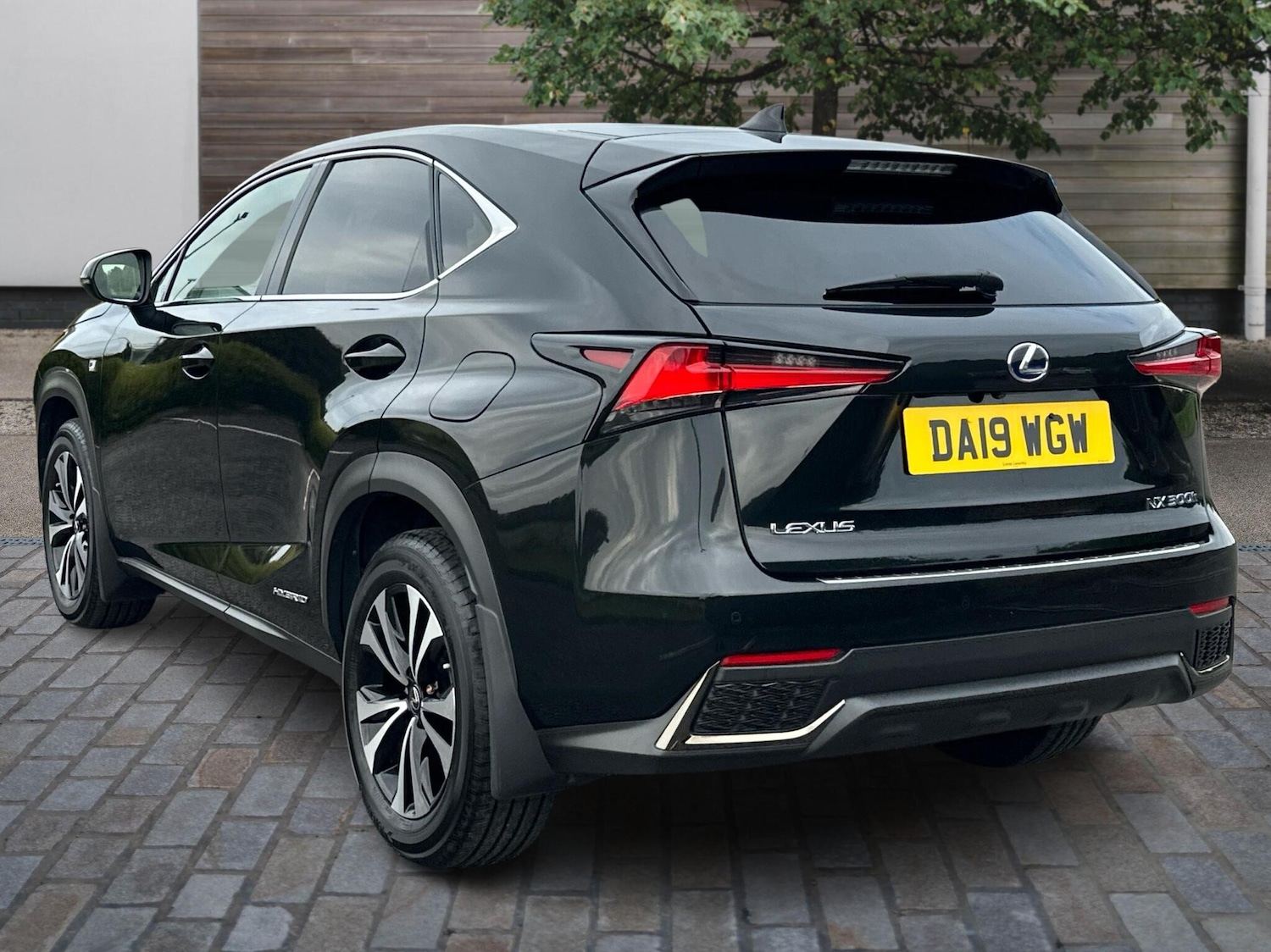 Used Lexus NX 2019 for sale - 76124005: Photo 3
