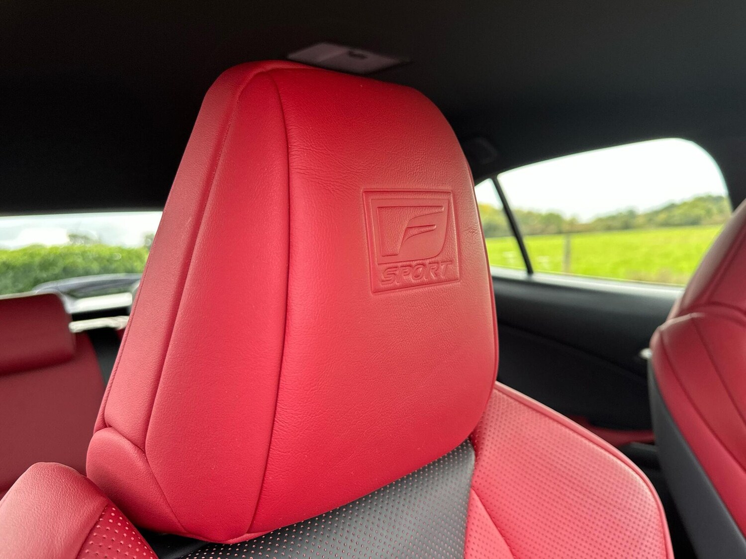 Used Lexus UX 2022 for sale - 76202340: Photo 14