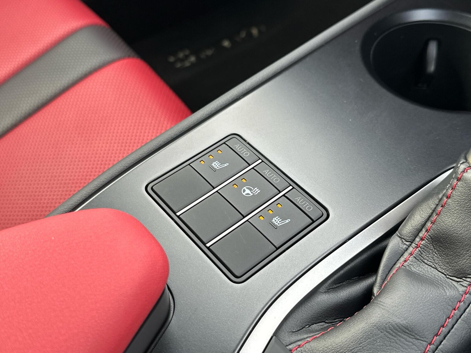 Used Lexus UX 2022 for sale - 76202340: Photo 15