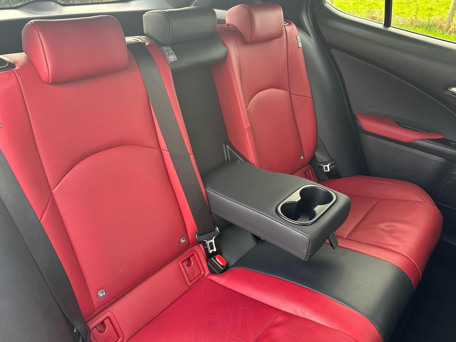 Used Lexus UX 2022 for sale - 76202340: Photo 9