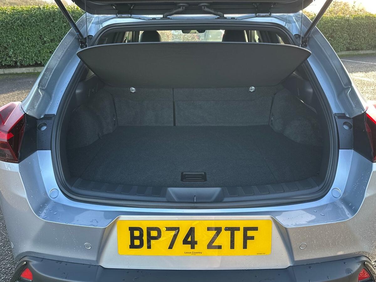Used Lexus UX 2025 for sale - 77013407: Photo 10
