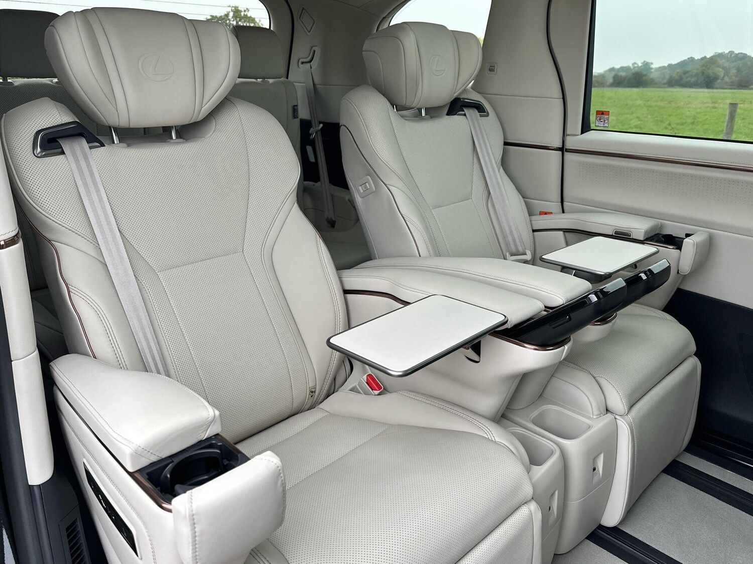 Used Lexus LM 2025 for sale - 76271557: Photo 31