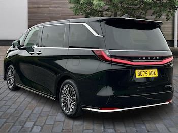 Used Lexus LM 2025 for sale - 76271557: Photo