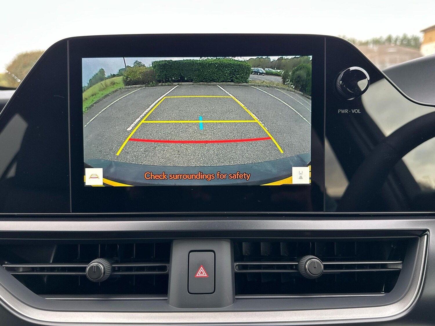 Used Lexus UX 2025 for sale - 76241239: Photo 14