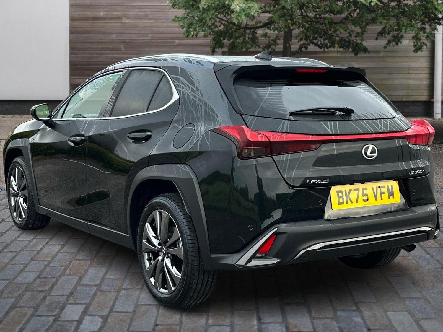 Used Lexus UX 2025 for sale - 76241239: Photo 3