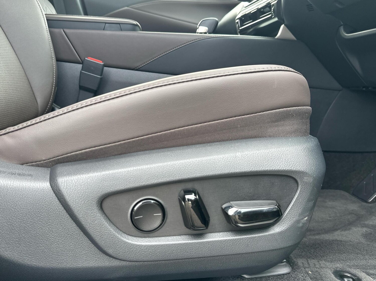 Used Lexus RX 2025 for sale - 76086198: Photo 16