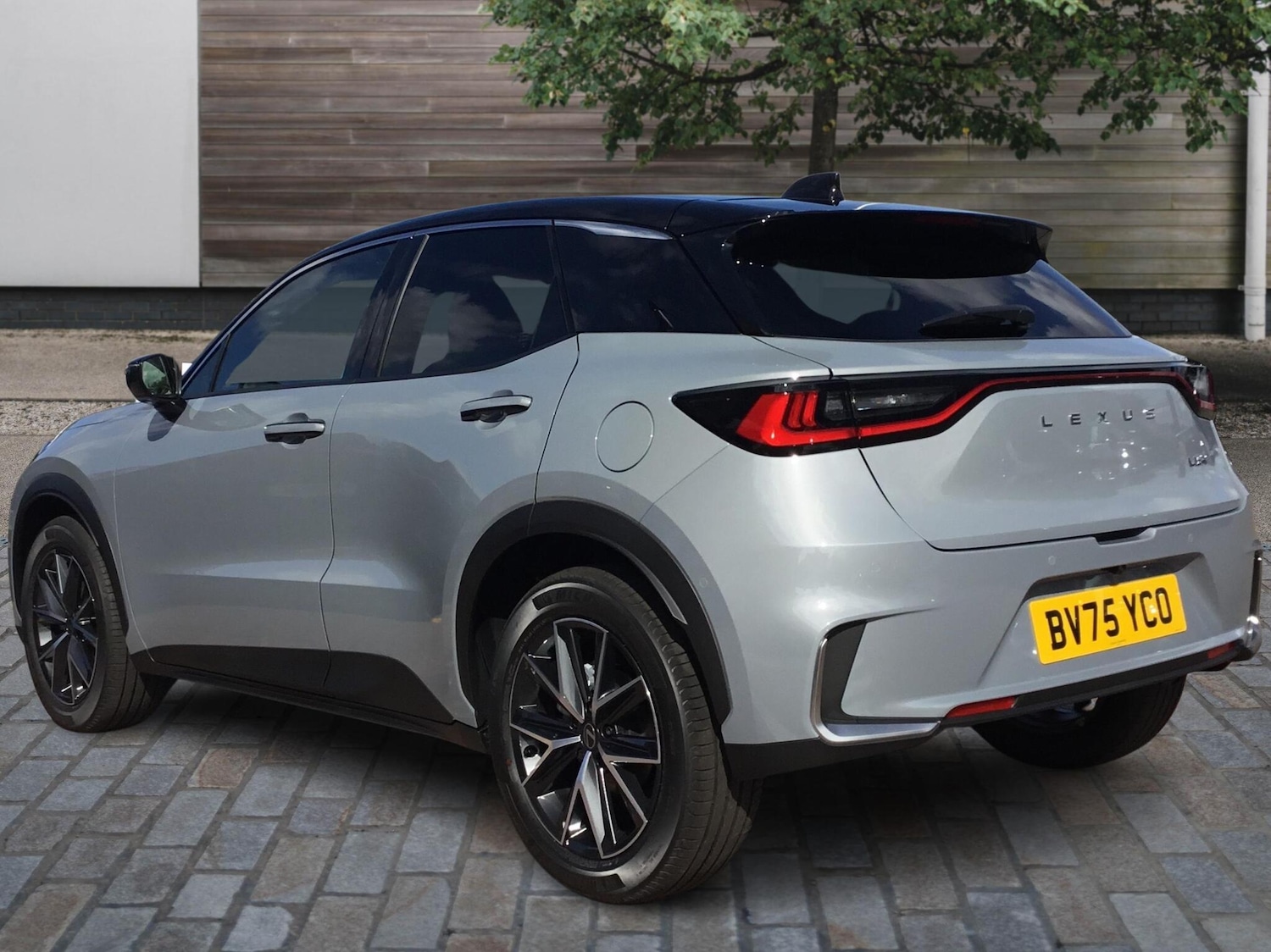 Used Lexus LBX 2025 for sale - 77412985: Photo 3