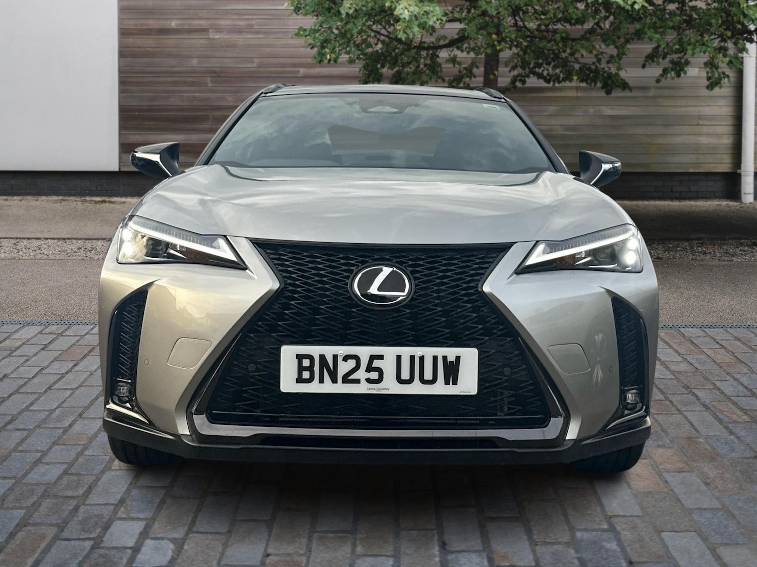 Used Lexus UX 2025 for sale - 77770680: Photo 2