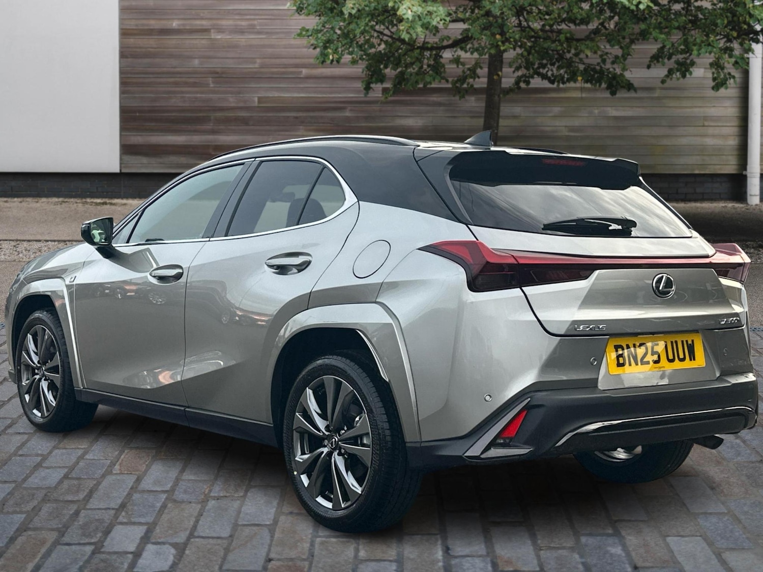 Used Lexus UX 2025 for sale - 77770680: Photo 3