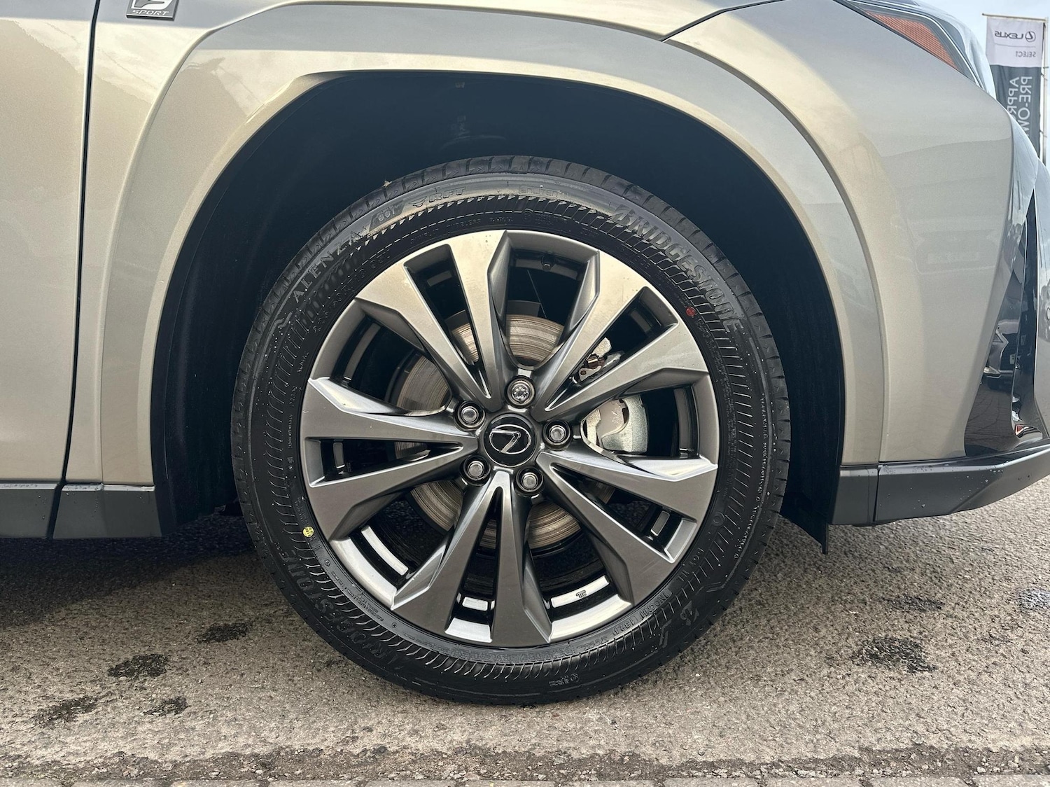 Used Lexus UX 2025 for sale - 77770680: Photo 5