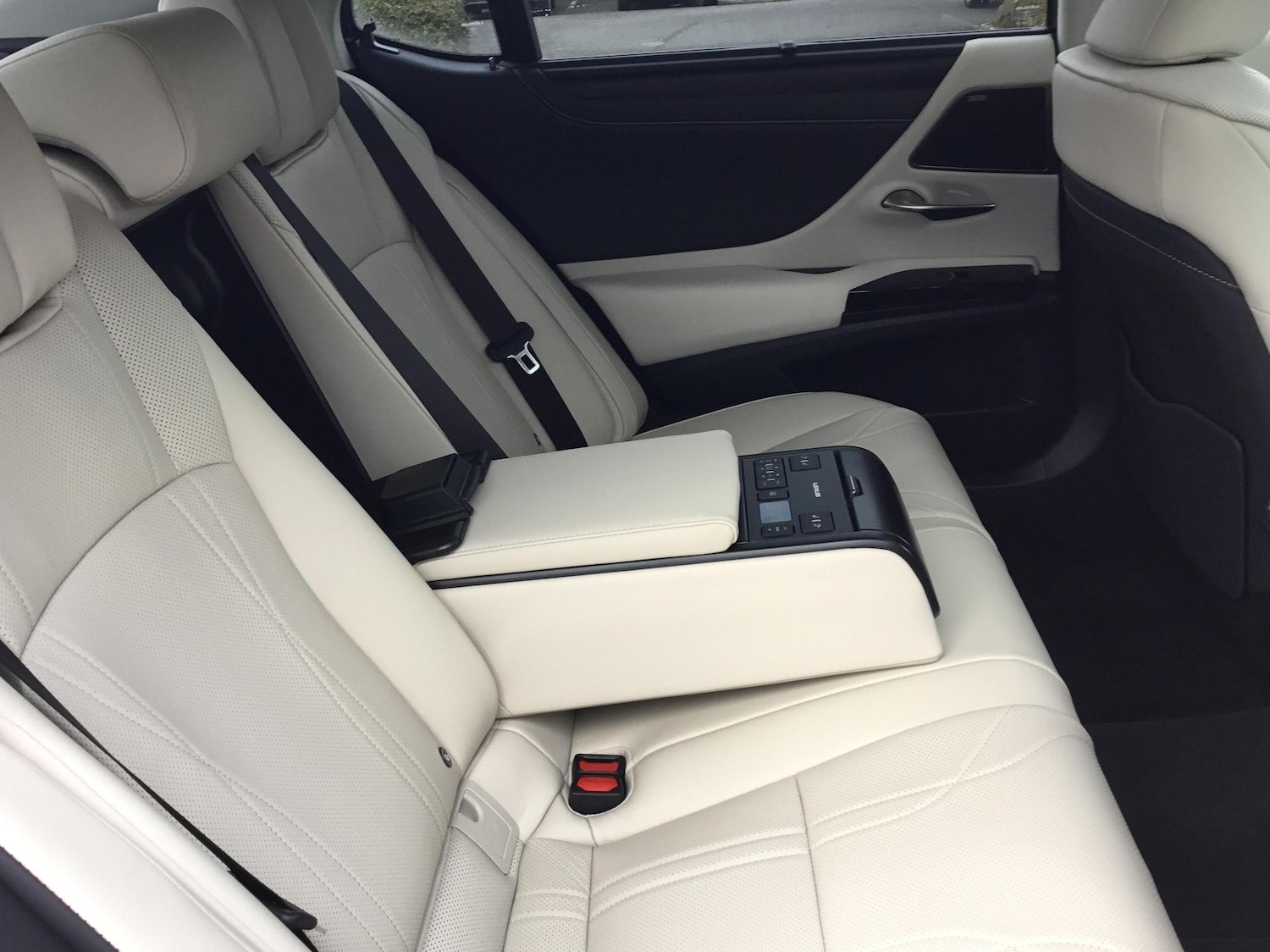 Used Lexus ES 2024 for sale - 76800512: Photo 10