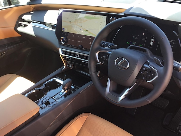 Used Lexus RX 2025 for sale - 75128499: Photo 6