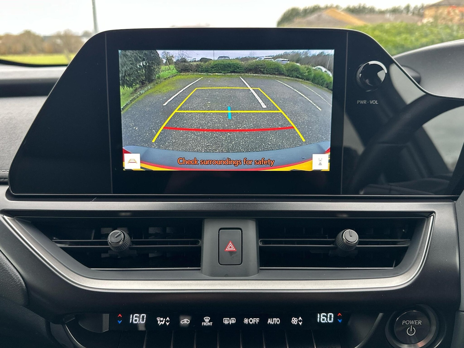 Used Lexus UX 2023 for sale - 76574656: Photo 15