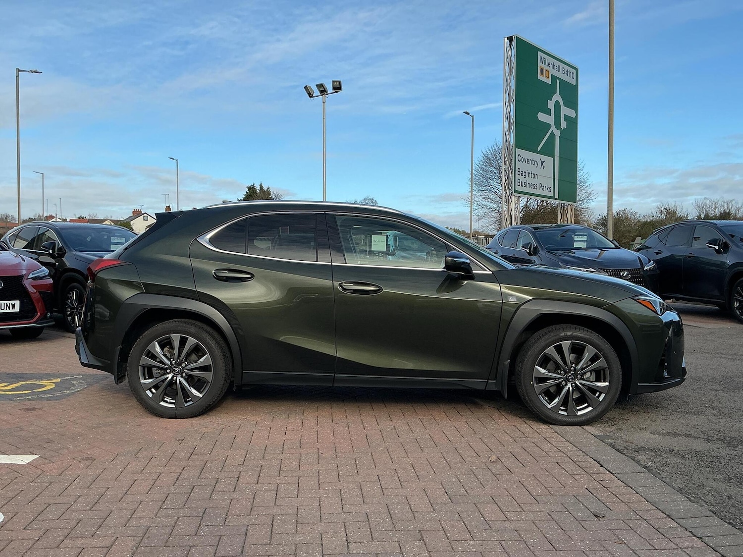 Used Lexus UX 2023 for sale - 76574656: Photo 4