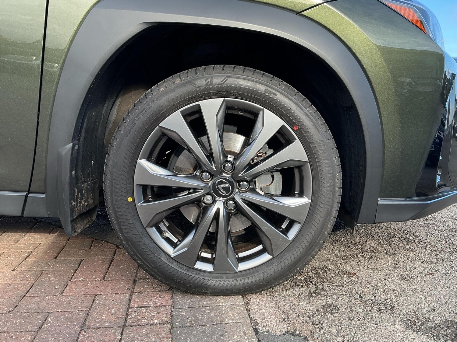 Used Lexus UX 2023 for sale - 76574656: Photo 5