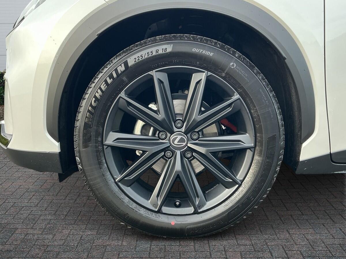 Used Lexus LBX 2026 for sale - 77231636: Photo 6