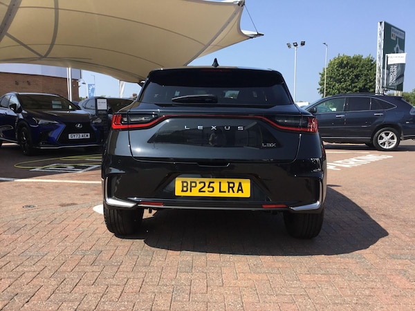Used Lexus LBX 2025 for sale - 75052488: Photo 4