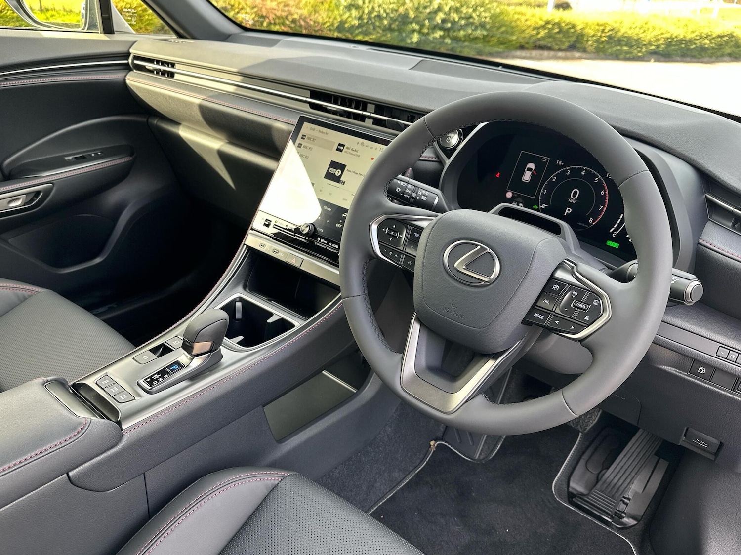 Used Lexus LBX 2025 for sale - 76241237: Photo 6