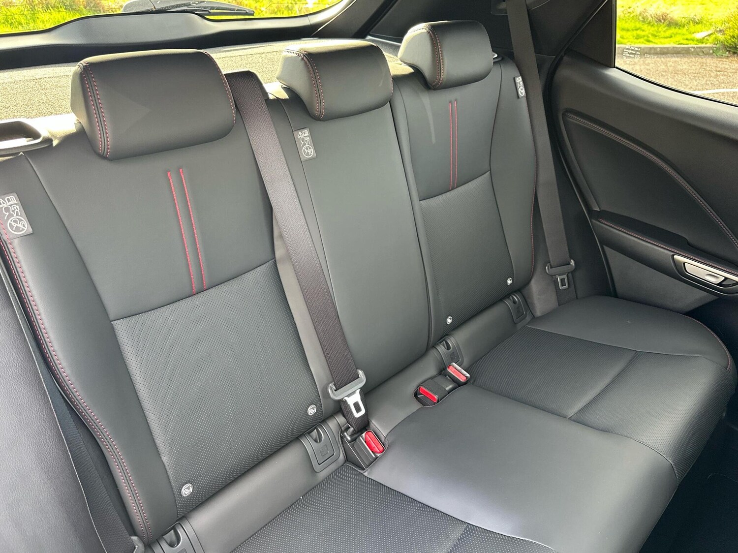 Used Lexus LBX 2025 for sale - 76241237: Photo 9