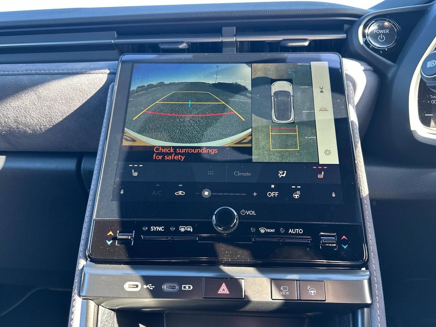 Used Lexus LBX 2025 for sale - 76389739: Photo 18