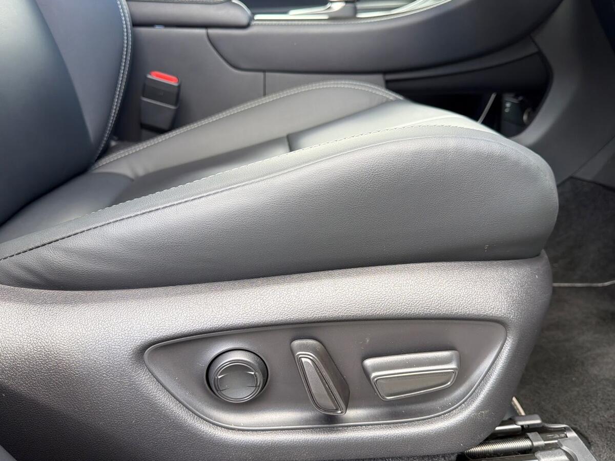 Used Lexus LBX 2024 for sale - 78215640: Photo 13