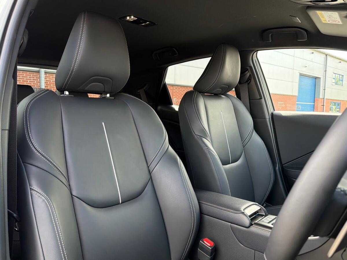 Used Lexus LBX 2024 for sale - 78215640: Photo 16