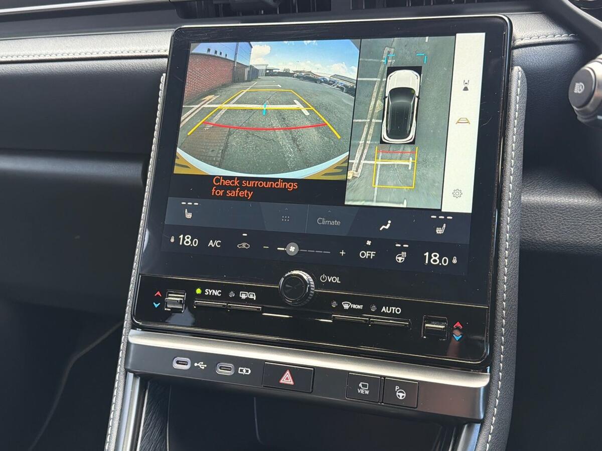 Used Lexus LBX 2024 for sale - 78215640: Photo 19