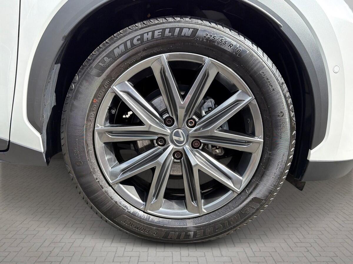 Used Lexus LBX 2024 for sale - 78215640: Photo 6