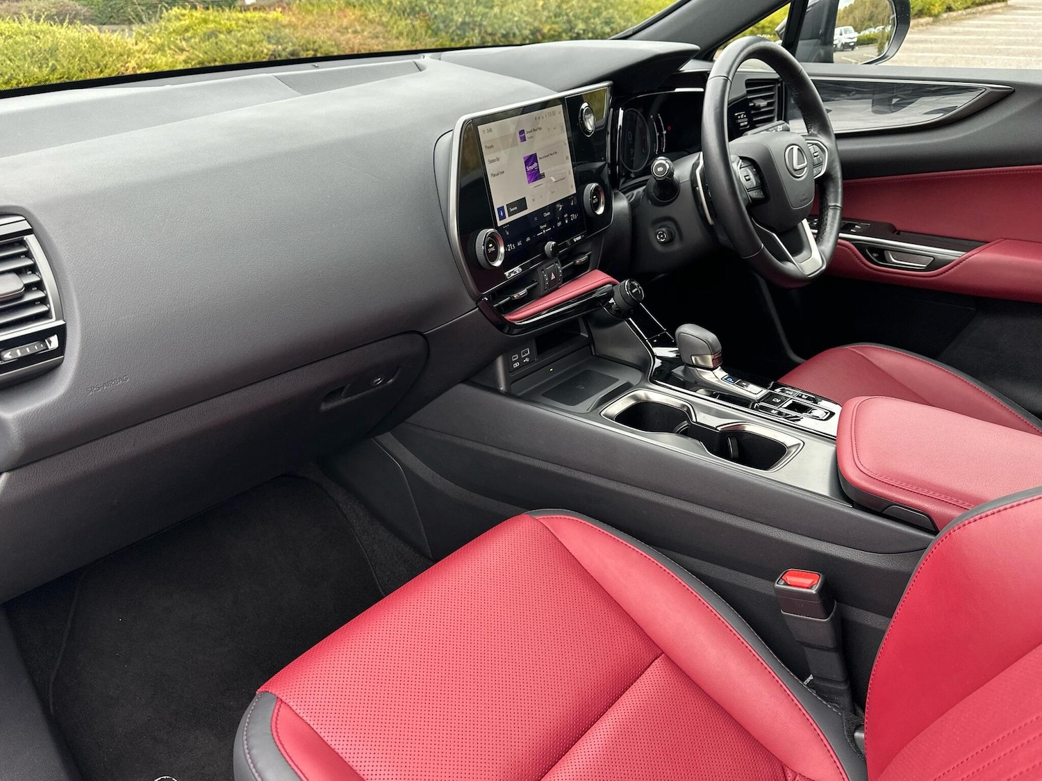 Used Lexus NX 2022 for sale - 76338465: Photo 2