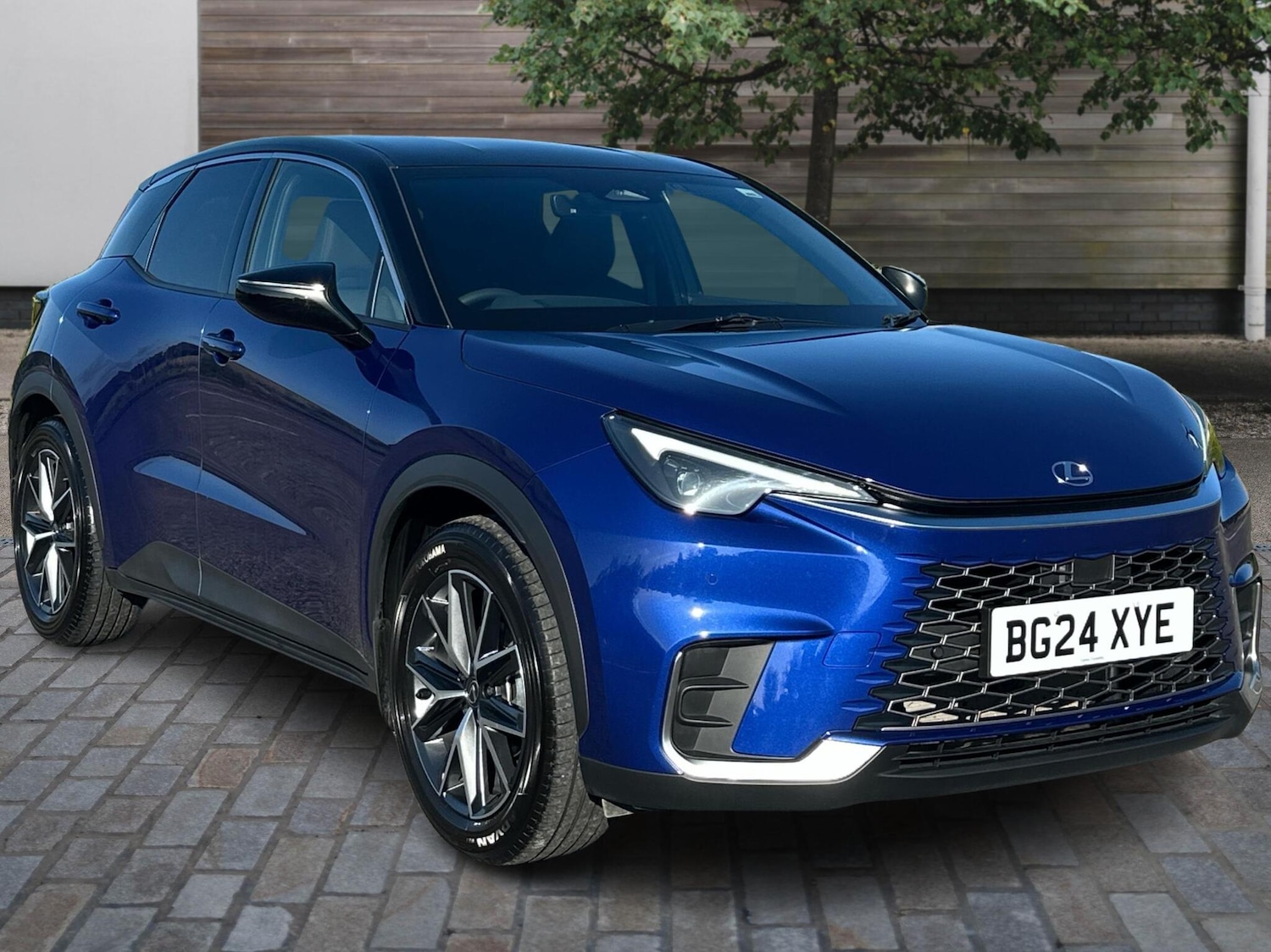 Used Lexus LBX 2024 for sale - 76033256: Photo 1