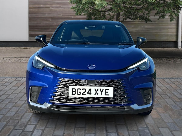 Used Lexus LBX 2024 for sale - 76033256: Photo 2