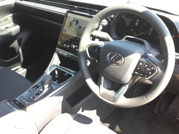 Used Lexus LBX 2025 for sale - 75494993: Photo 6