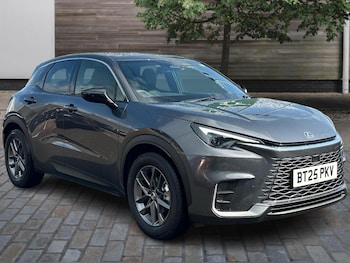 2025 (25) - 1.5 Premium 5dr E-CVT