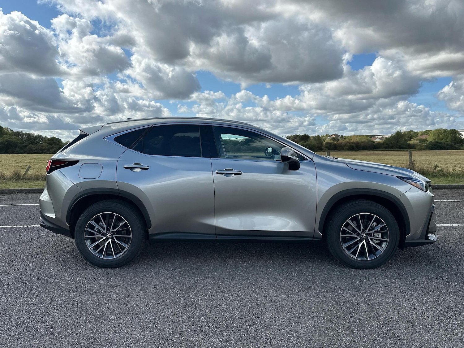 Used Lexus NX 2025 for sale - 75842409: Photo 4