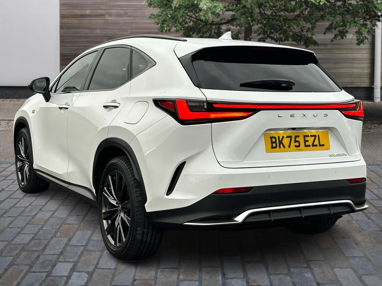 Used Lexus NX 2025 for sale - 76419861: Photo 3