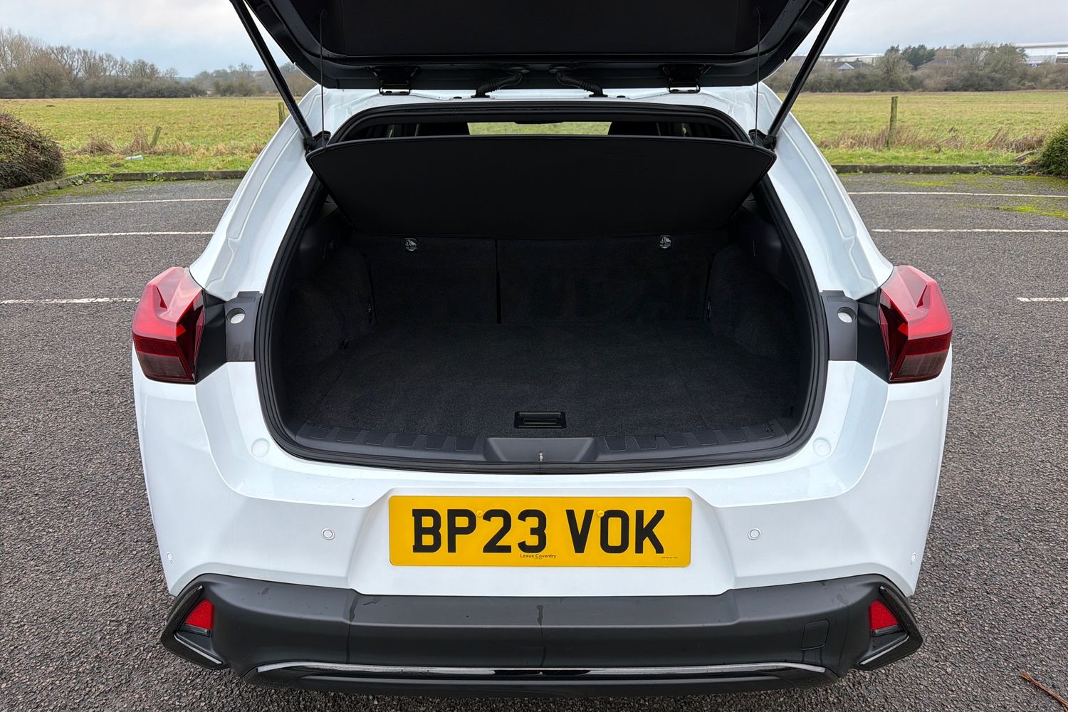 Used Lexus UX 2023 for sale - 77292916: Photo 10