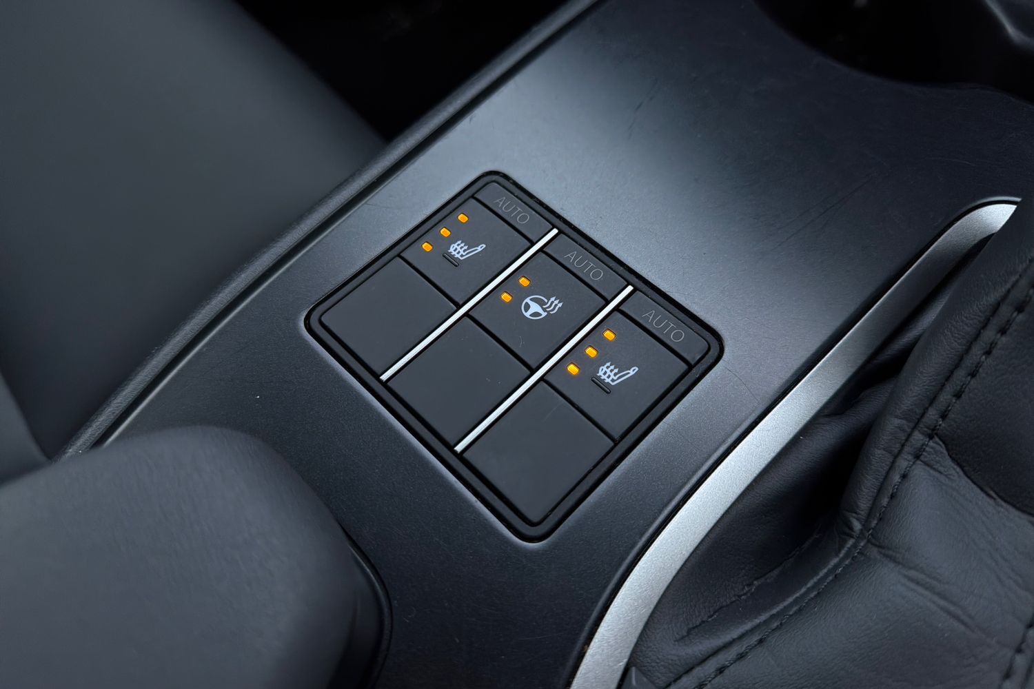 Used Lexus UX 2023 for sale - 77292916: Photo 14