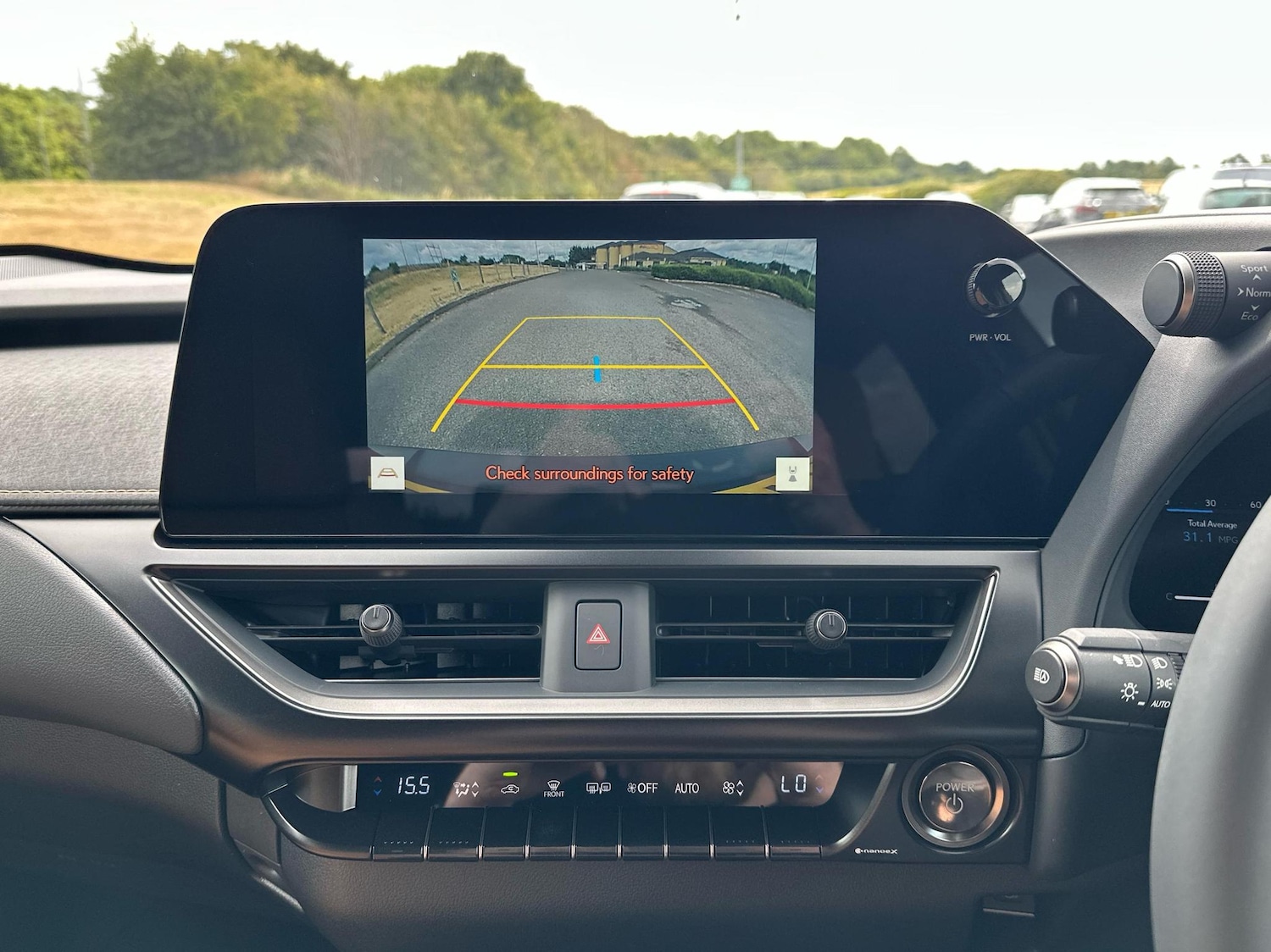 Used Lexus UX 2025 for sale - 77231543: Photo 14