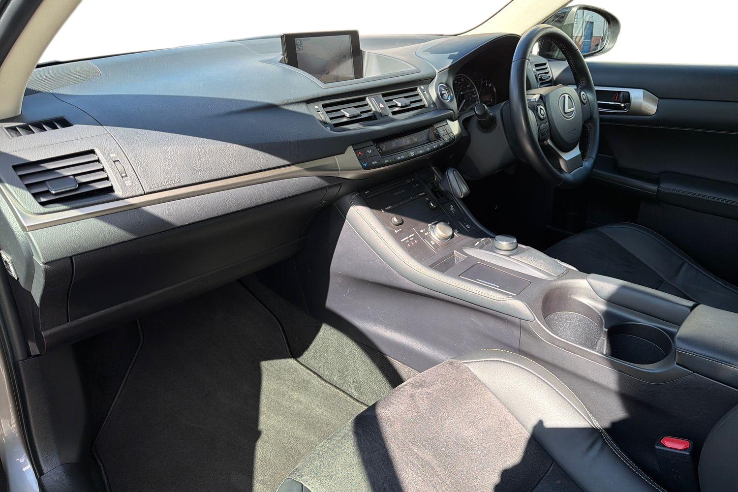 Used Lexus CT 2017 for sale - 78088084: Photo 7