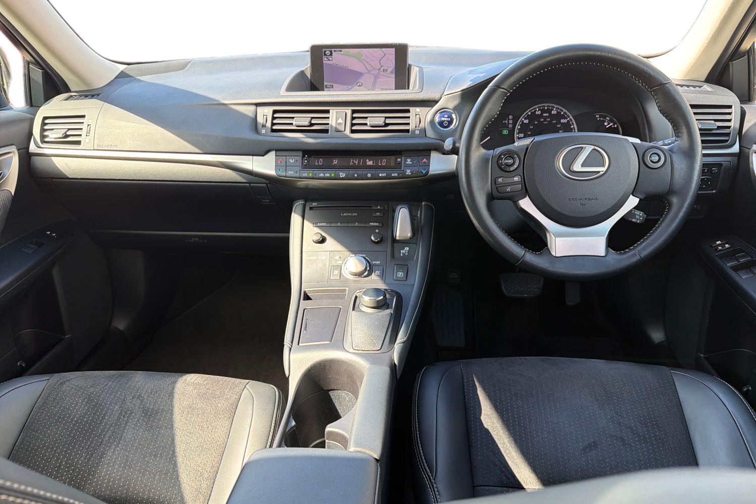 Used Lexus CT 2017 for sale - 78088084: Photo 8