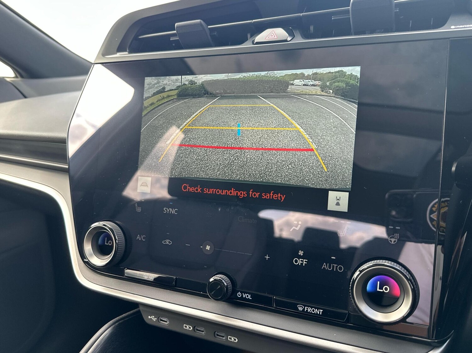 Used Lexus RZ 2025 for sale - 75859654: Photo 18