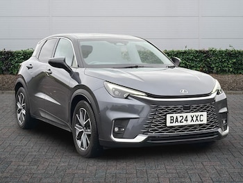 Used Lexus LBX 2024 for sale - 77470351: Photo