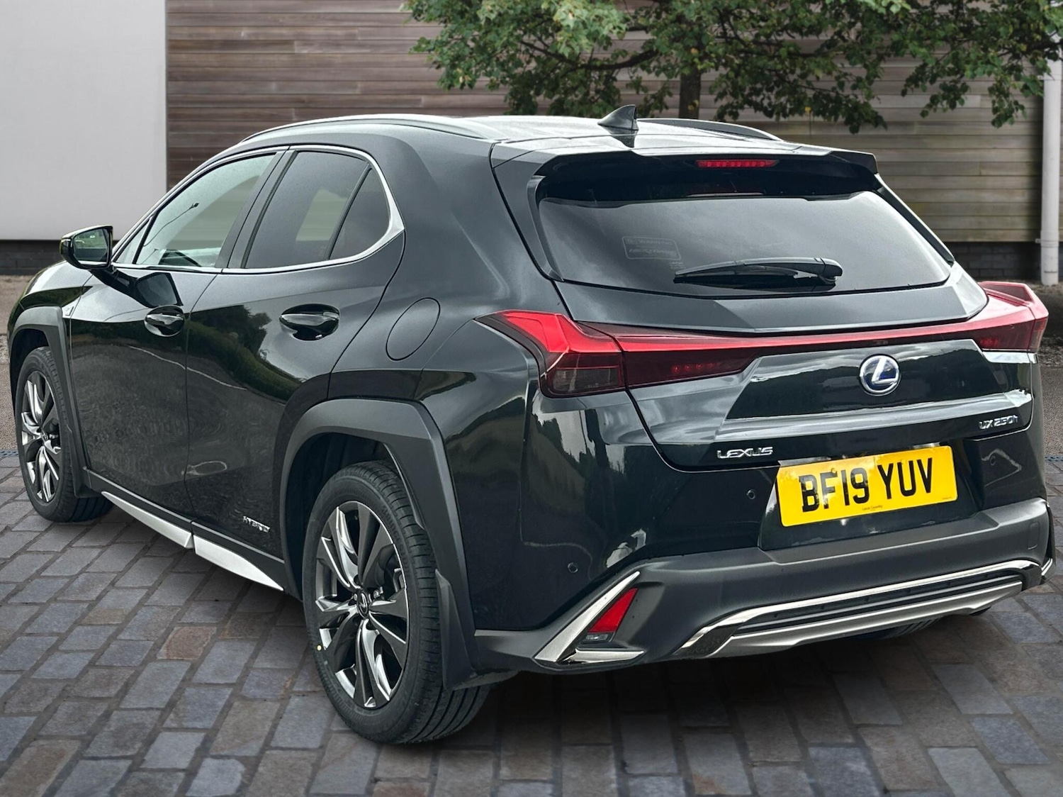 Used Lexus UX 2019 for sale - 76800592: Photo 3