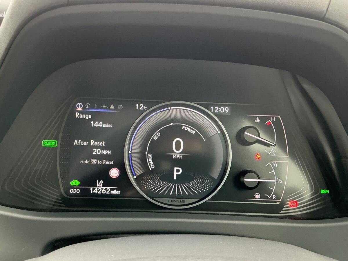 Used Lexus UX 2023 for sale - 77978888: Photo 14